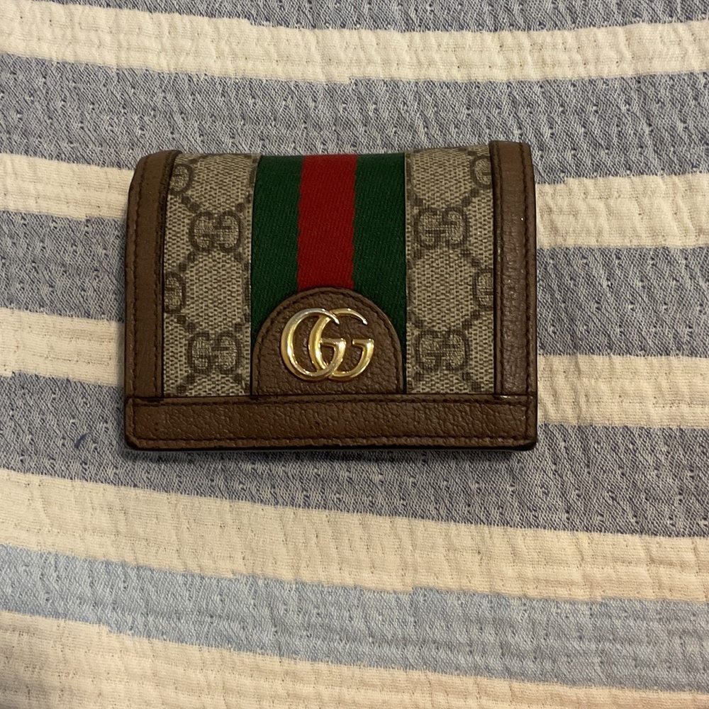 Gucci GG Logo Wallet in Brown and Green